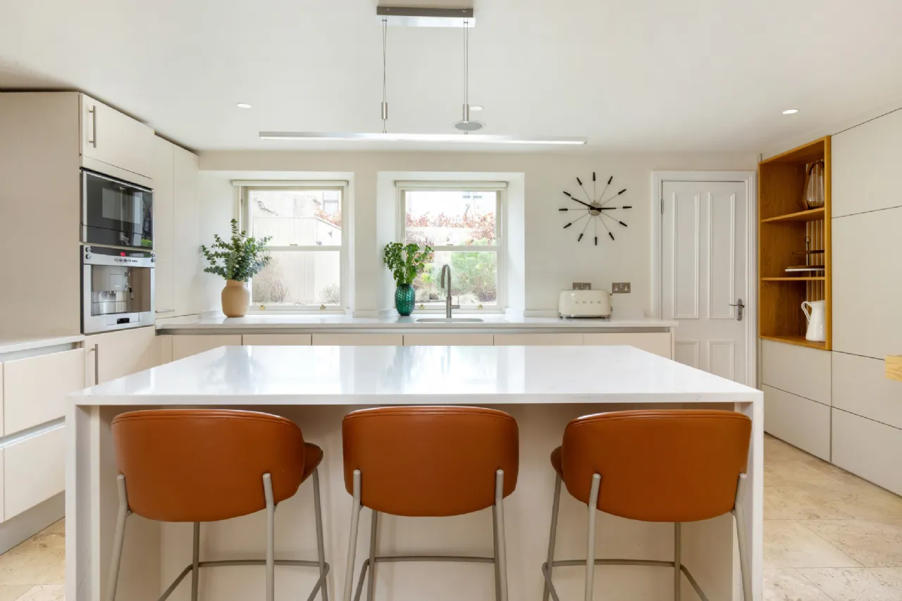 Photo of 1 Bloomfield Avenue, Portobello, Dublin 8, D08 T6H3