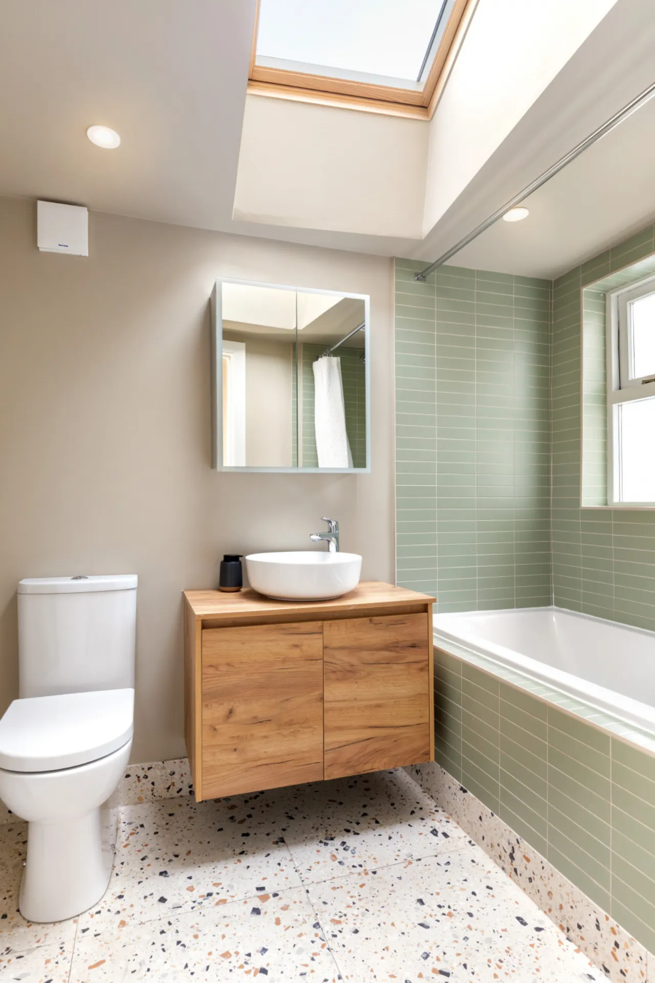 Photo of 1 Bloomfield Avenue, Portobello, Dublin 8, D08 T6H3