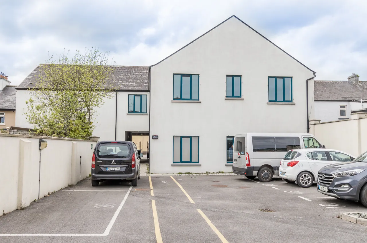 Photo of Office Units, Goff Street, Roscommon Town, F42W928