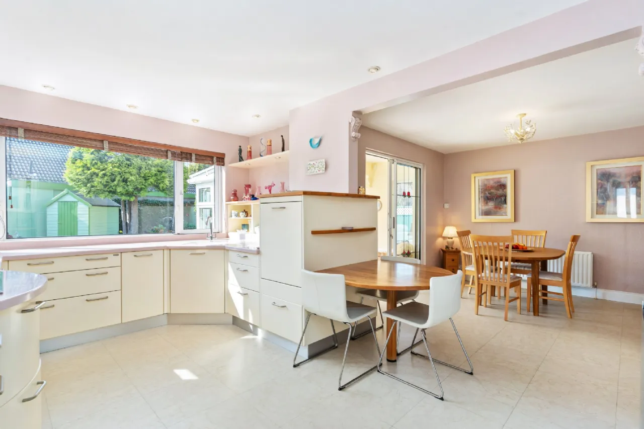 Photo of Lough Bawn, Newtownpark Avenue, Blackrock, Co. Dublin, A94 C3V5