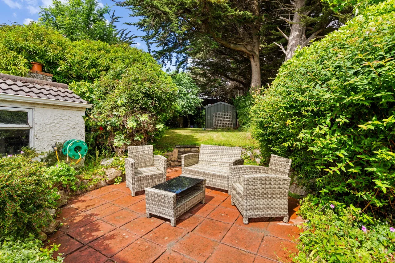 Photo of Glenview, Castleview, Ballyogan Grove, Carrickmines, Dublin 18, D18 Y542