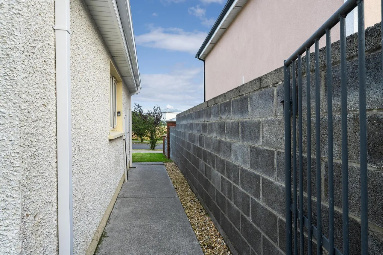 Photo of 82 Yew Park, Virginia, Co. Cavan, A82 F5P0