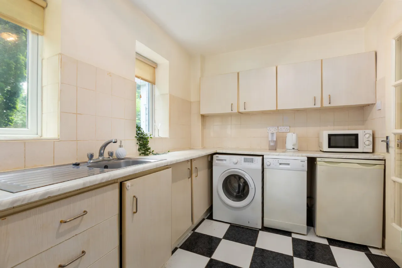 Photo of 21 Melmore House, Eglinton Court, Donnybrook, Dublin 4, D04 PN47