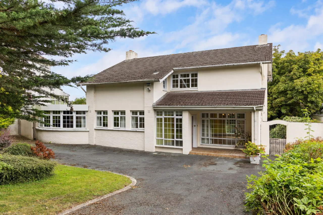 Photo of Rockton, Old Bray Road, Foxrock, Dublin 18, D18 W2N9