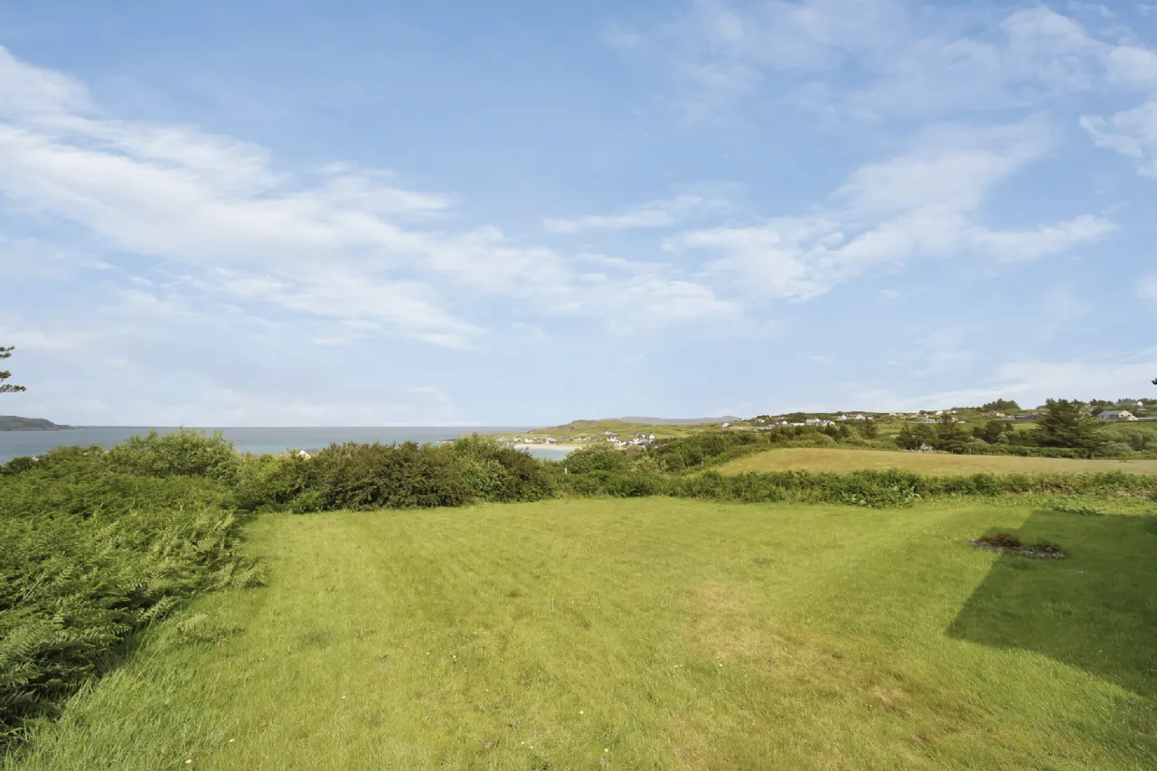 Photo of Cairn Cottage, Rinnaraw, Portnablagh, Co. Donegal, F92X6C1