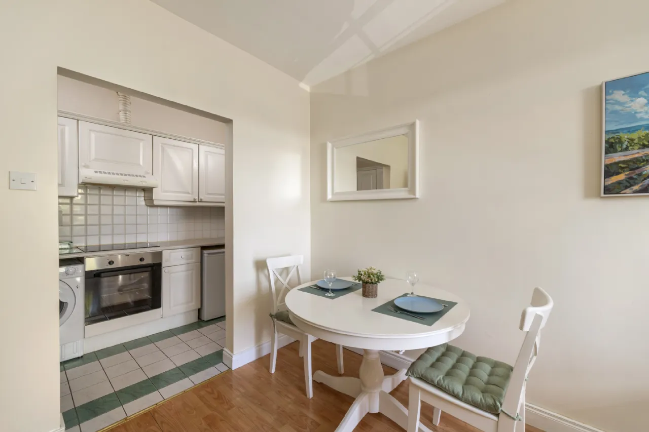 Photo of Apartment 11, 182 Clonliffe Road, Drumcondra, Dublin 3, D03 VR92