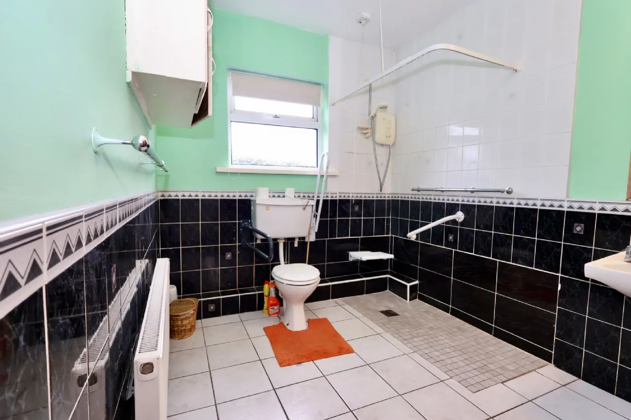 Photo of 34 Clonbrusk, Athlone, Co Westmeath, N37 KX56