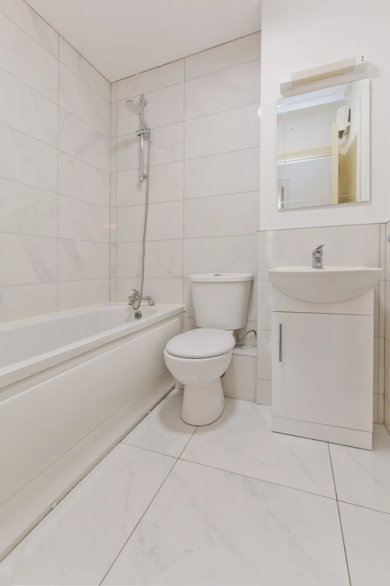 Photo of Apt 13, Clonard Court, Kimmage, Dublin 12, D12 W304