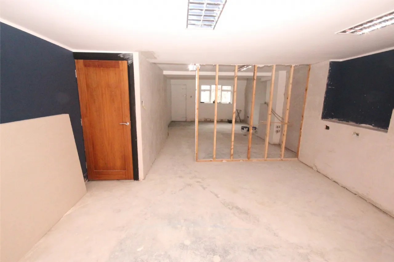 Photo of Sarsfield Street, Nenagh, Co. Tipperary, E45 YW31