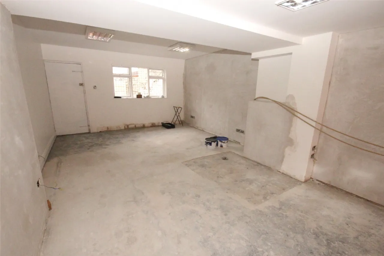 Photo of Sarsfield Street, Nenagh, Co. Tipperary, E45 YW31