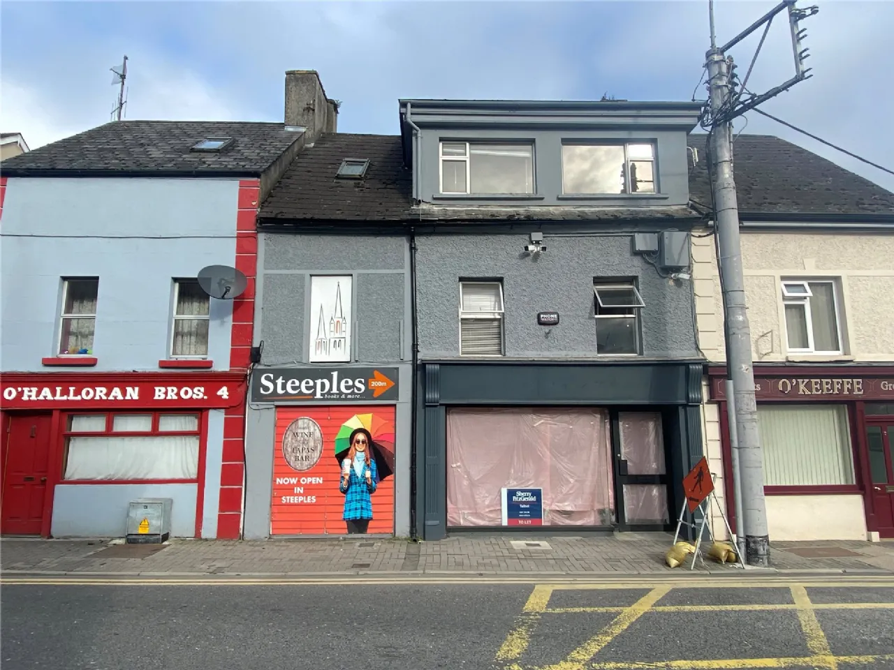 Photo of Sarsfield Street, Nenagh, Co. Tipperary, E45 YW31