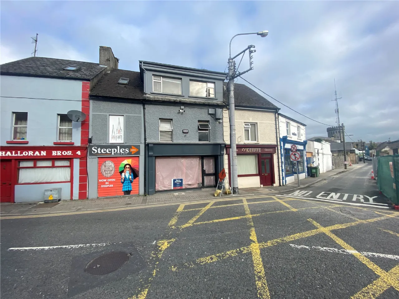 Photo of Sarsfield Street, Nenagh, Co. Tipperary, E45 YW31