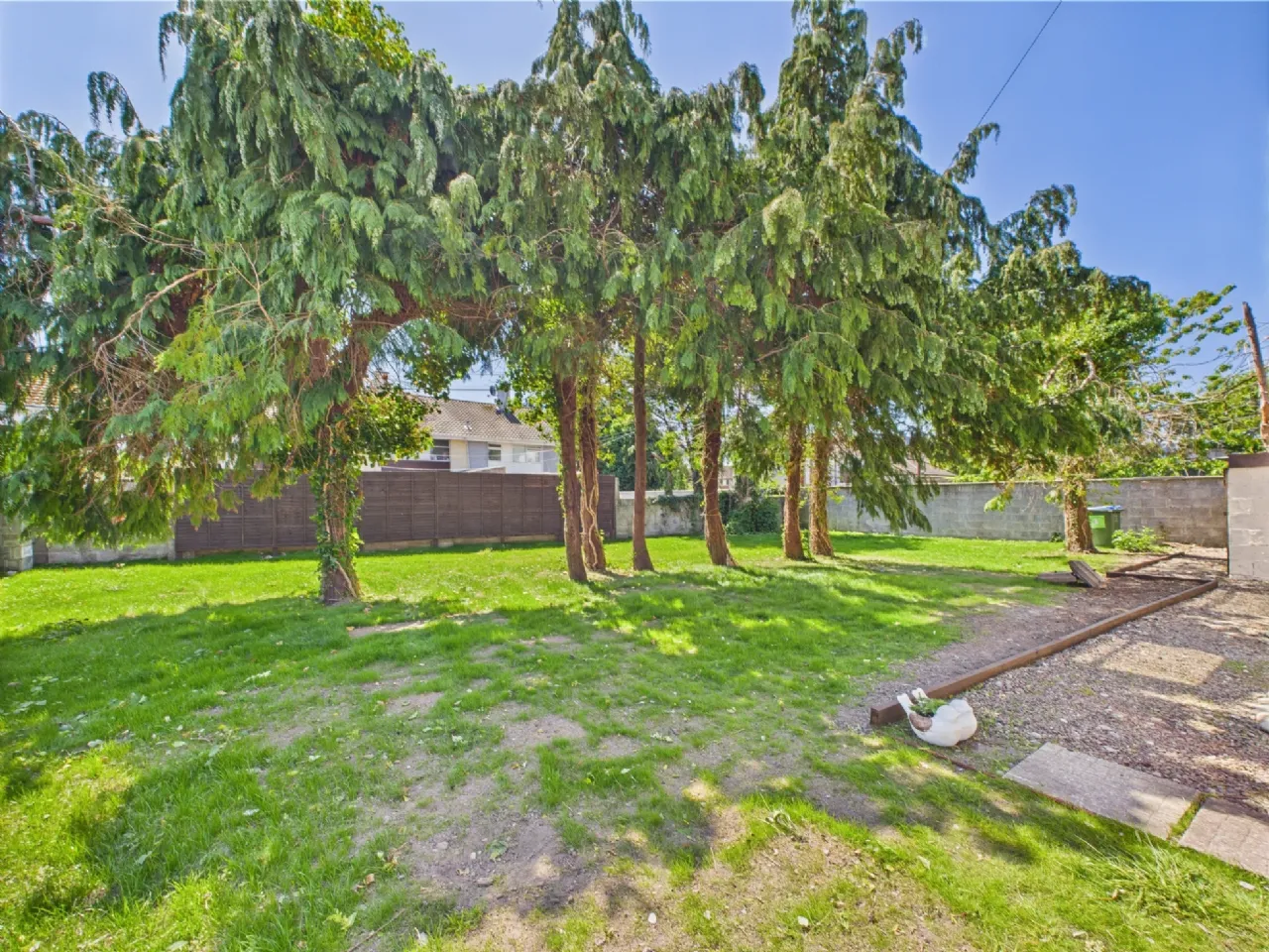 Photo of New Road, Ennis, Co. Clare., V95 XV7K