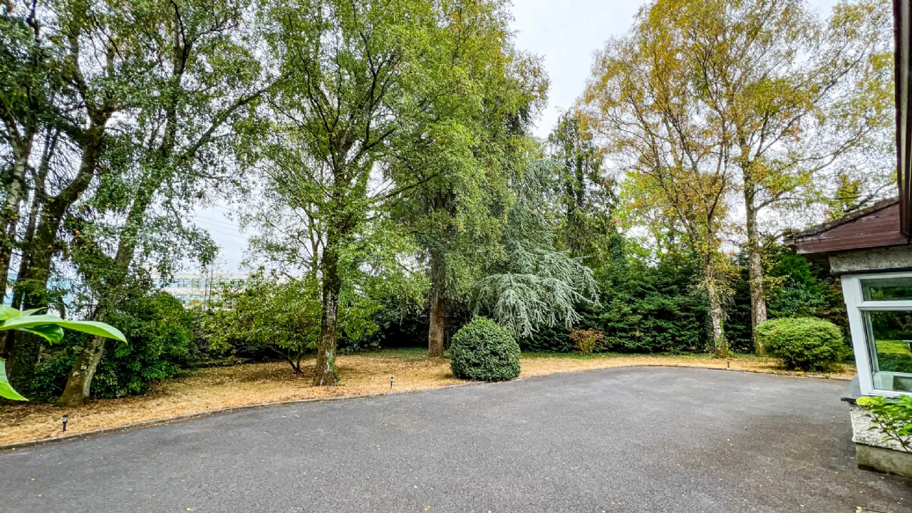 Photo of Sandfield, Freshford Road, Kilkenny, R95 HX3K