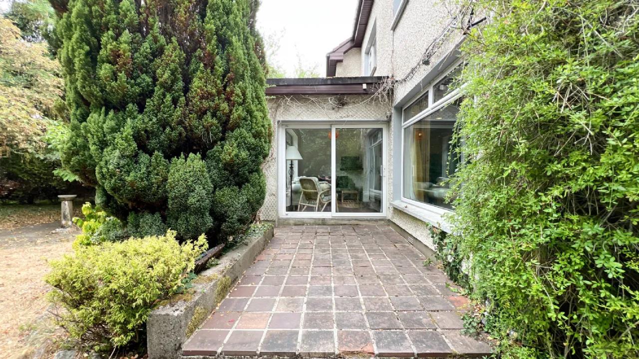 Photo of Sandfield, Freshford Road, Kilkenny, R95 HX3K