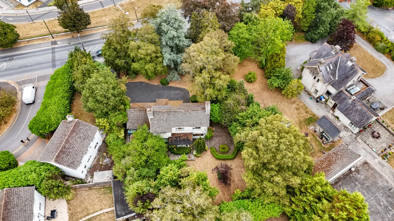 Photo of Sandfield, Freshford Road, Kilkenny, R95 HX3K