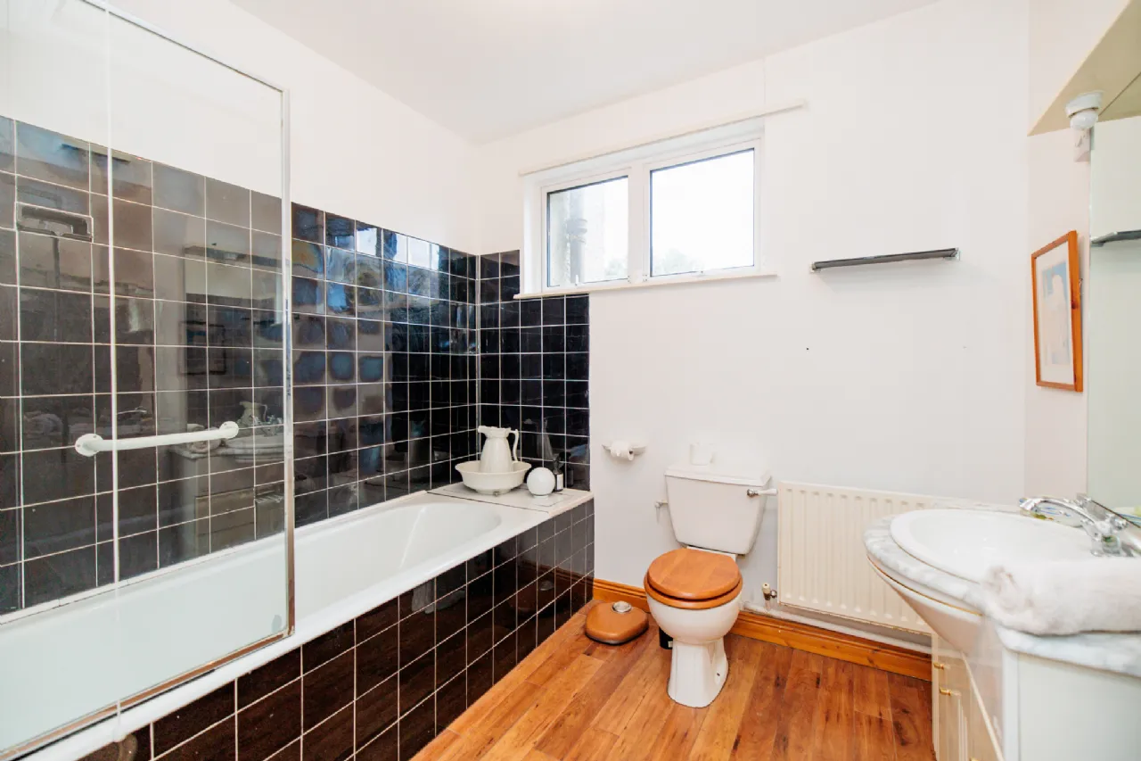 Photo of Sandfield, Freshford Road, Kilkenny, R95 HX3K
