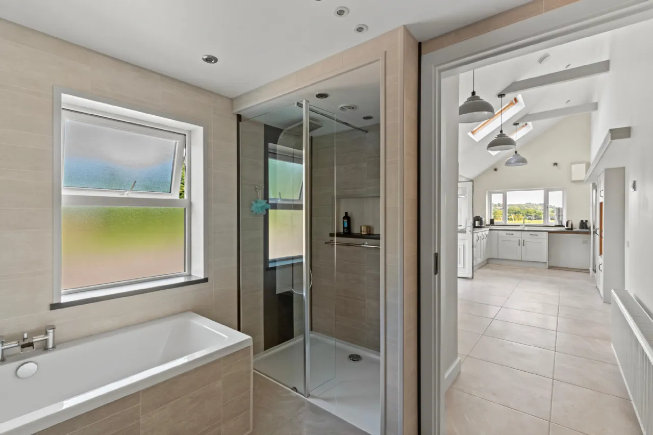 Photo of Estuary Lodge, Church Cross, Skibbereen, Co Cork, P81 H292