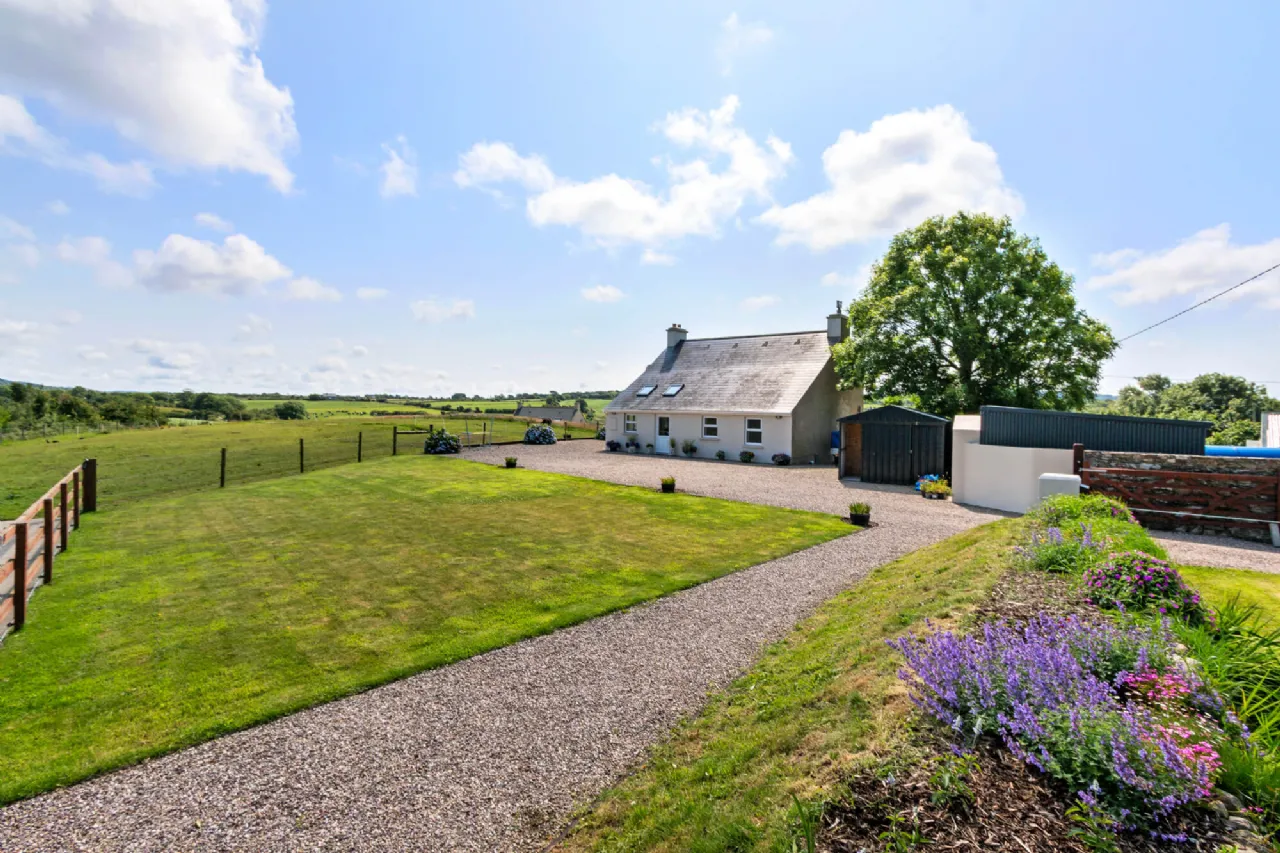 Photo of Estuary Lodge, Church Cross, Skibbereen, Co Cork, P81 H292