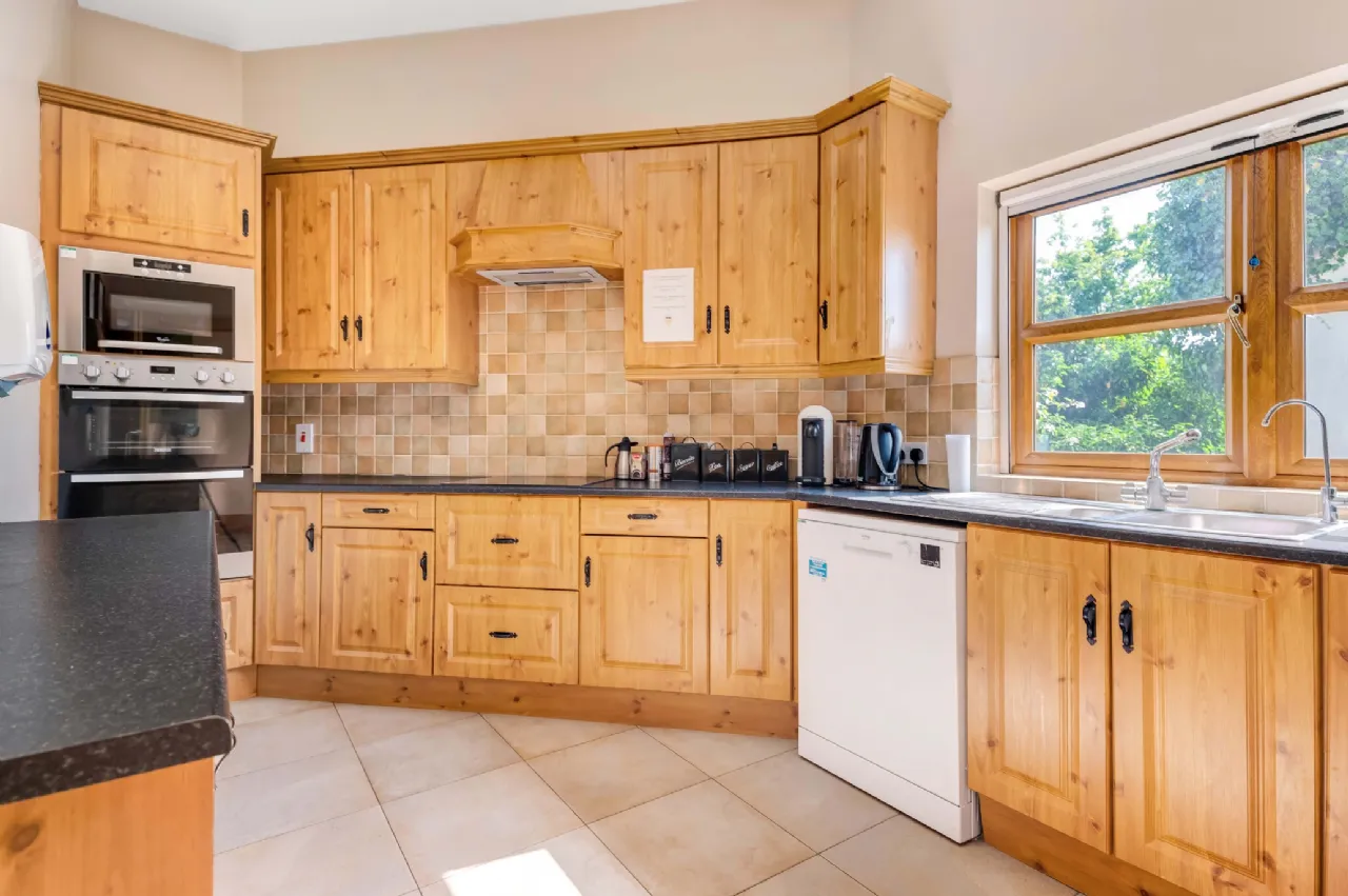 Photo of Templeport Hall, Killycluggan, Ballyconnell, Co Cavan, H14 XW84