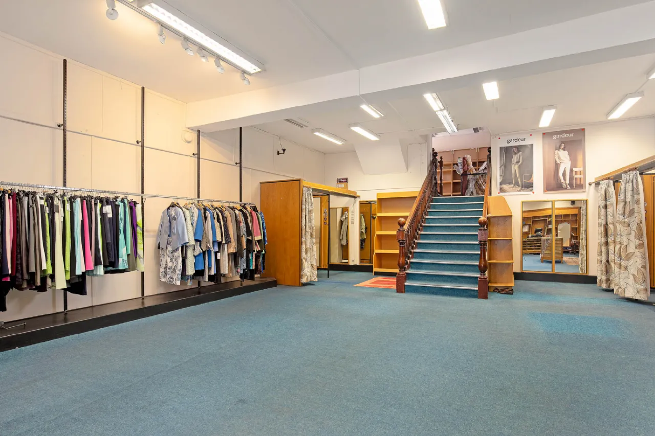 Photo of Clinton's, 25-27 Parnell Street, Clonmel, Co. Tipperary, E91X2V5