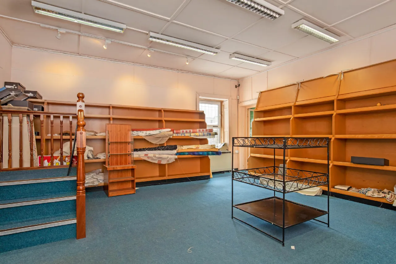 Photo of Clinton's, 25-27 Parnell Street, Clonmel, Co. Tipperary, E91X2V5