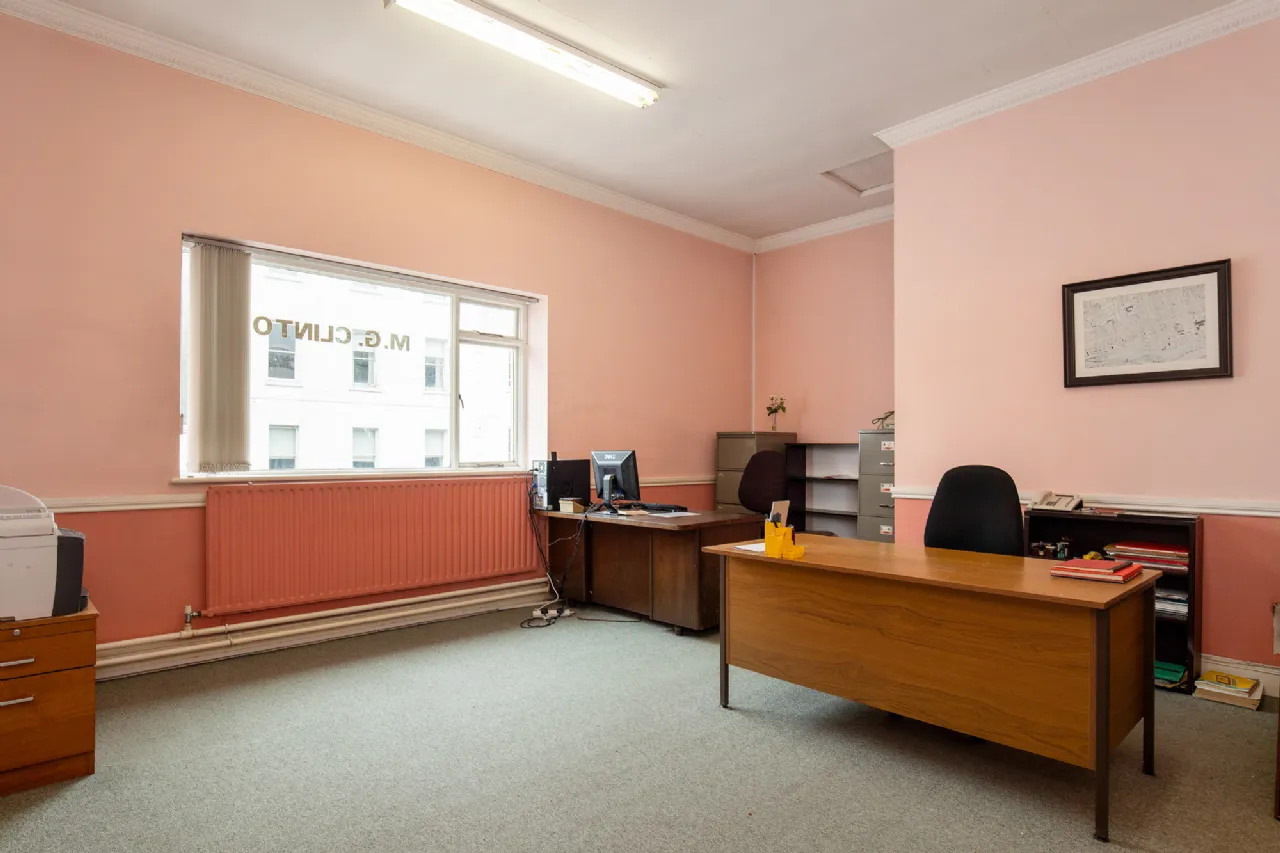 Photo of Clinton's, 25-27 Parnell Street, Clonmel, Co. Tipperary, E91X2V5