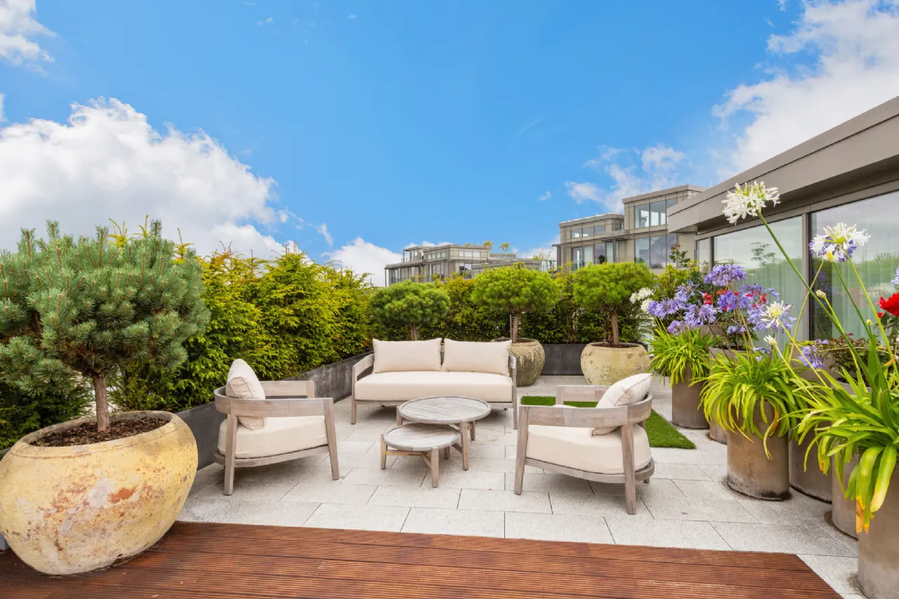 Photo of 28 The Hutchins, Lansdowne Place, Ballsbridge, Dublin 4, D04 W4A8