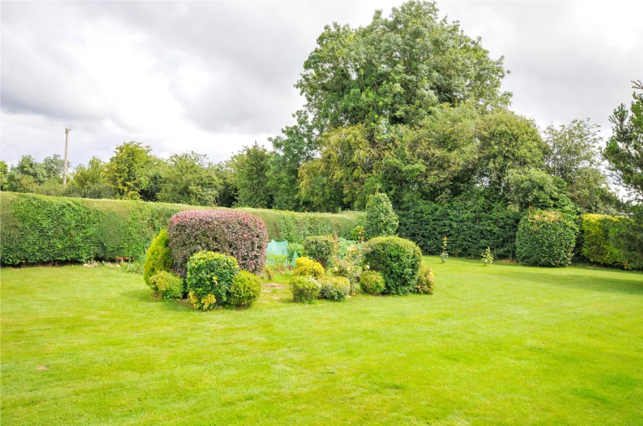 Photo of Farnes House, Rahealty, Thurles, Co. Tipperary, E41 C2P8