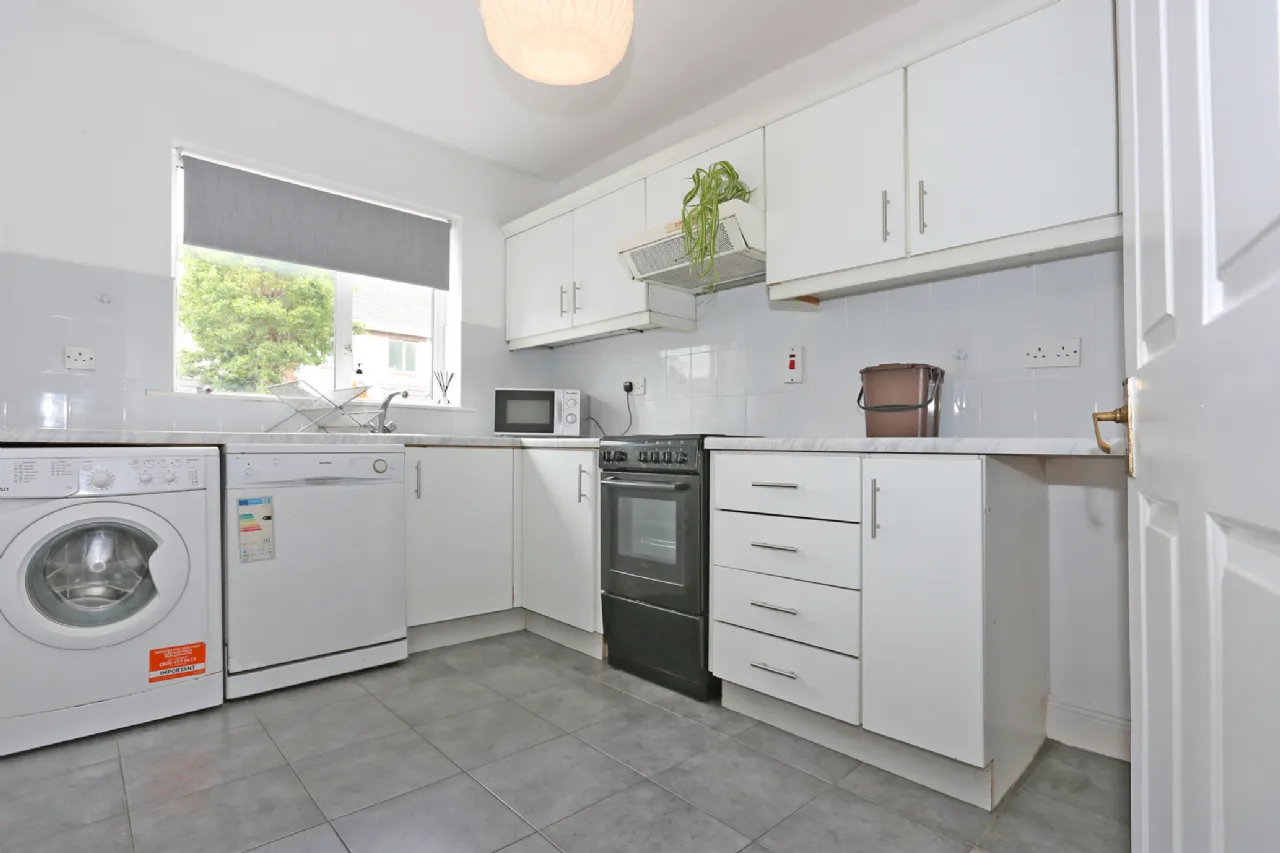 Photo of 6 Castlecourt, Clancy Strand, Limerick, V94 ARY8