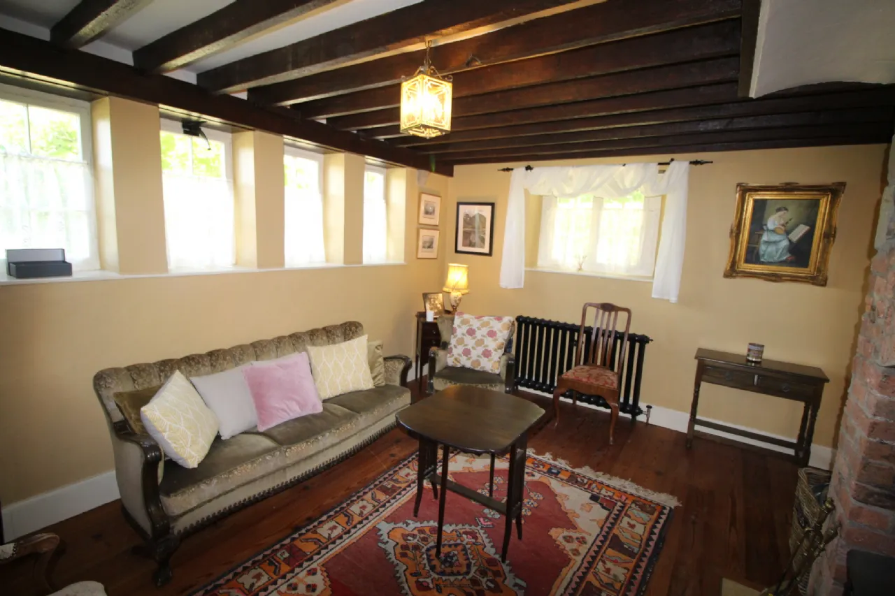 Photo of The Gate Lodge, Lough Rynn, Mohill, Co. Leitrim, N41 DH72