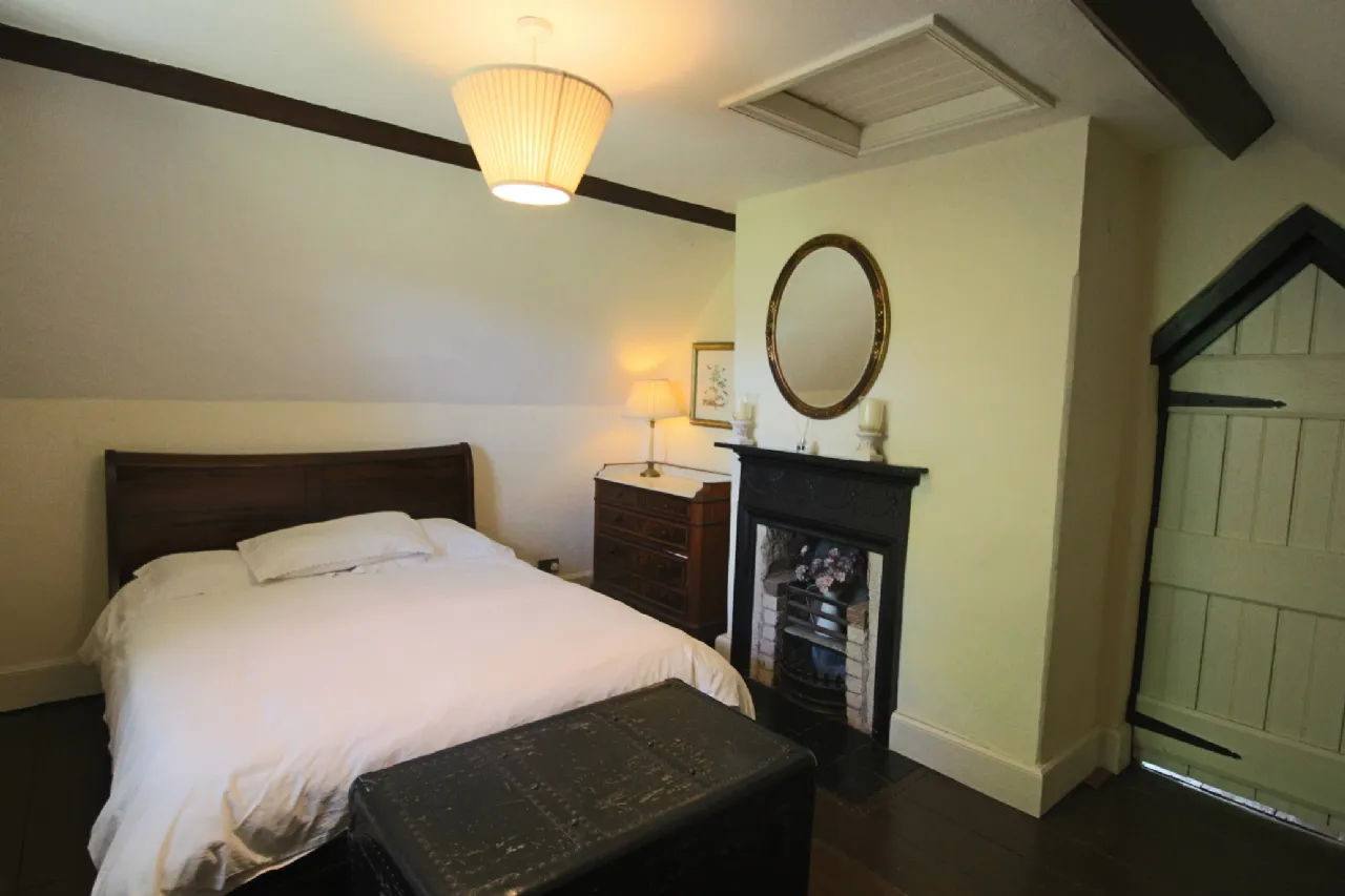 Photo of The Gate Lodge, Lough Rynn, Mohill, Co. Leitrim, N41 DH72