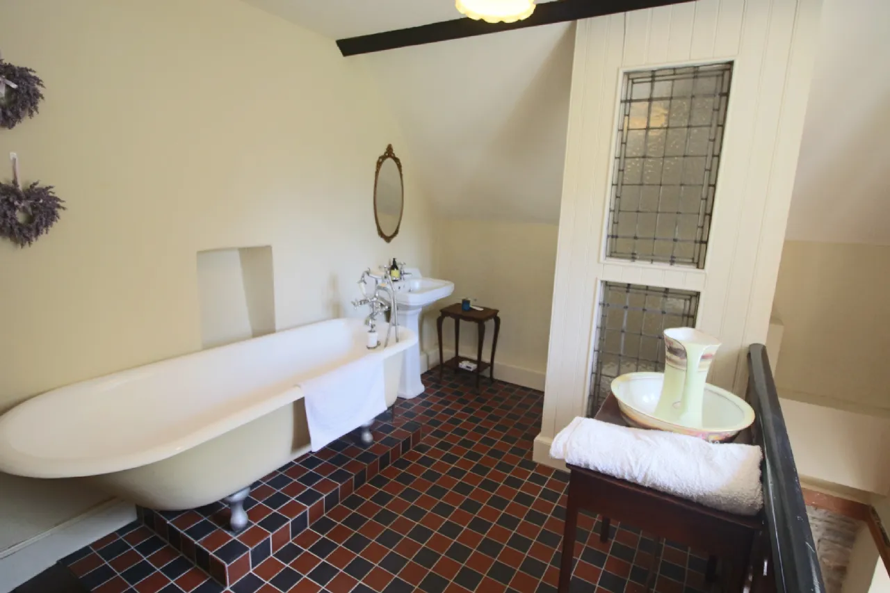 Photo of The Gate Lodge, Lough Rynn, Mohill, Co. Leitrim, N41 DH72