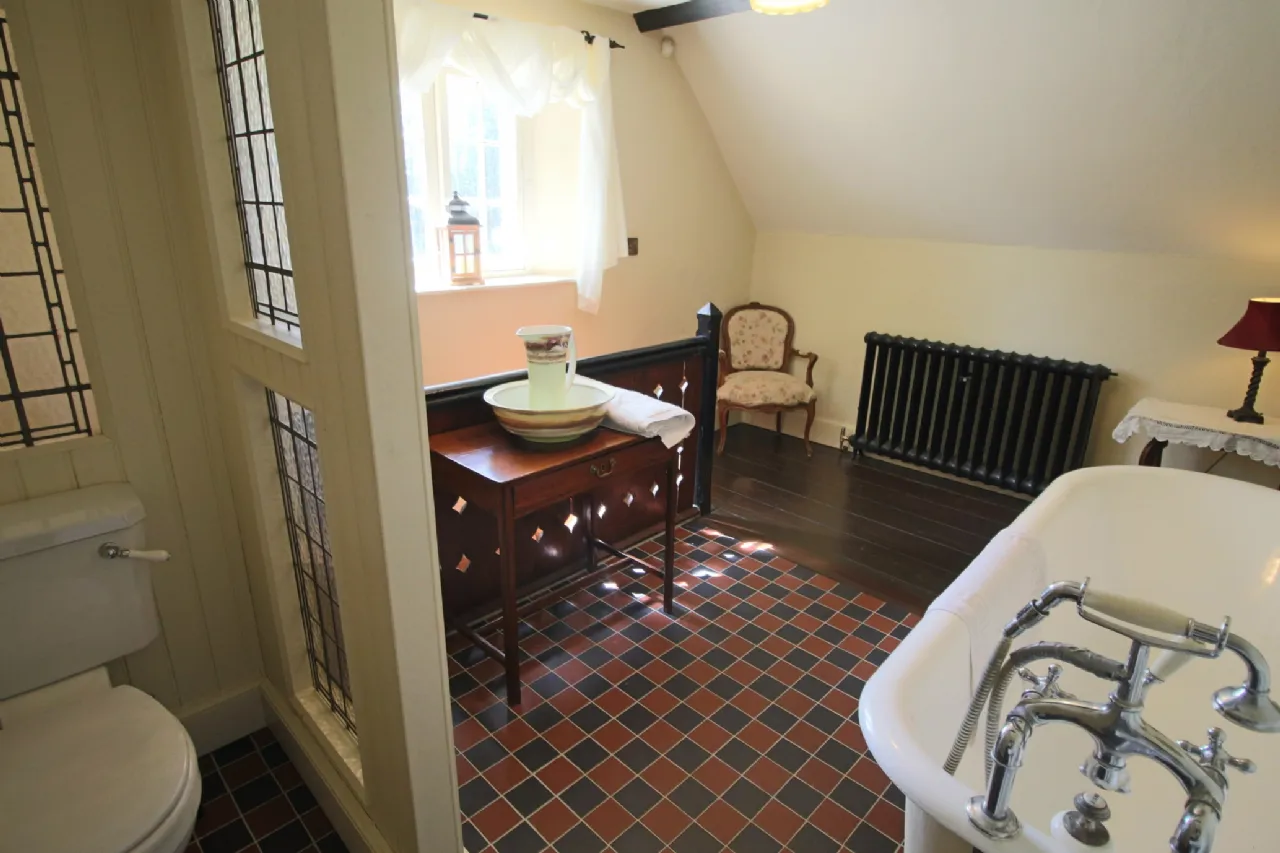 Photo of The Gate Lodge, Lough Rynn, Mohill, Co. Leitrim, N41 DH72