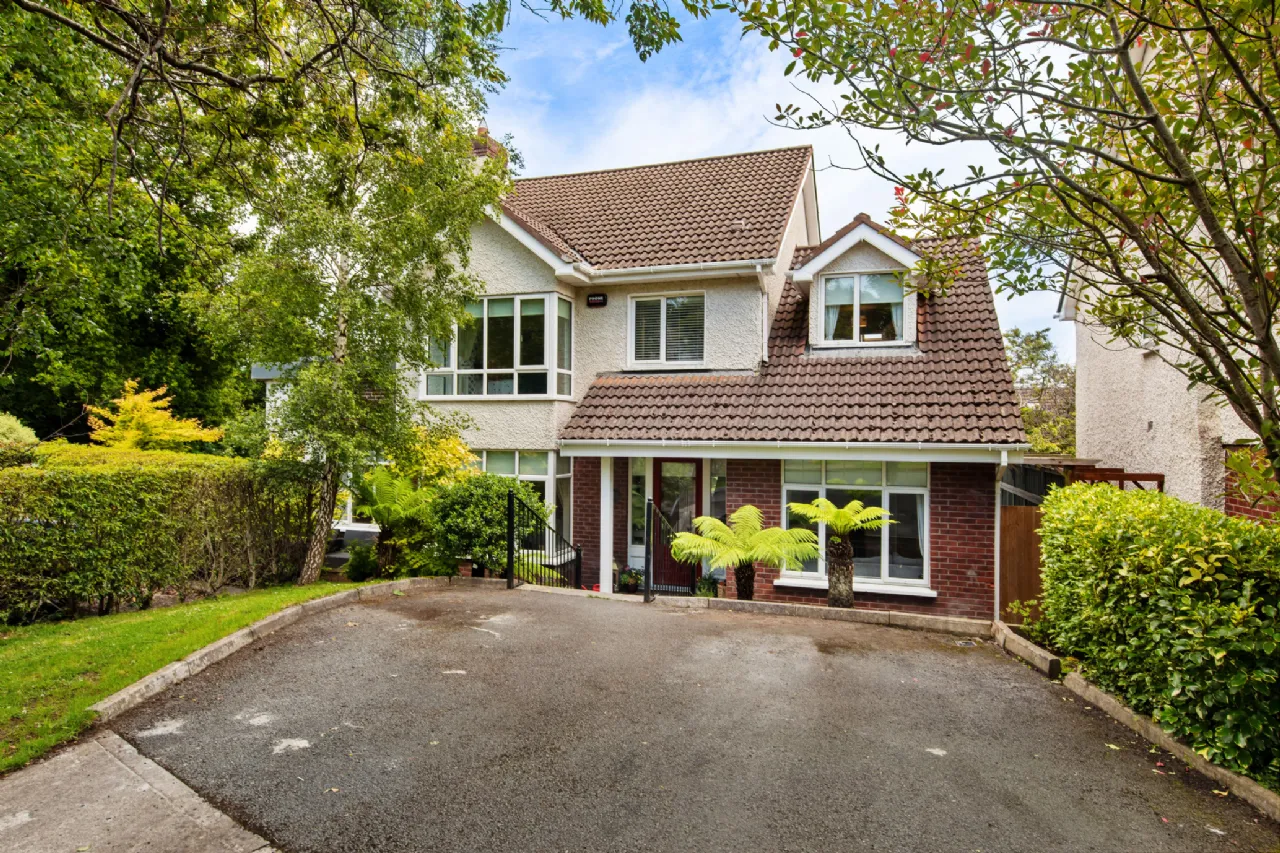 Photo of 63 Holmwood, Cabinteely, Dublin 18, D18 X8H3