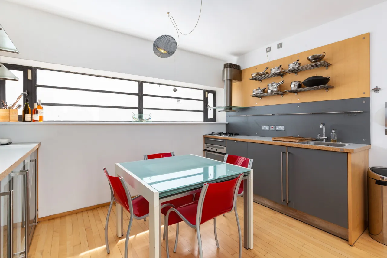 Photo of 6 Temple Bar Square, Temple Bar, Dublin 2, D02 WN99