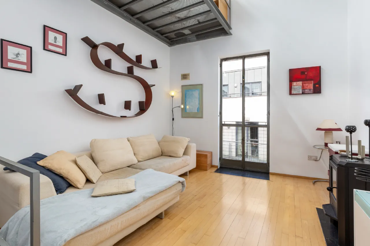 Photo of 6 Temple Bar Square, Temple Bar, Dublin 2, D02 WN99