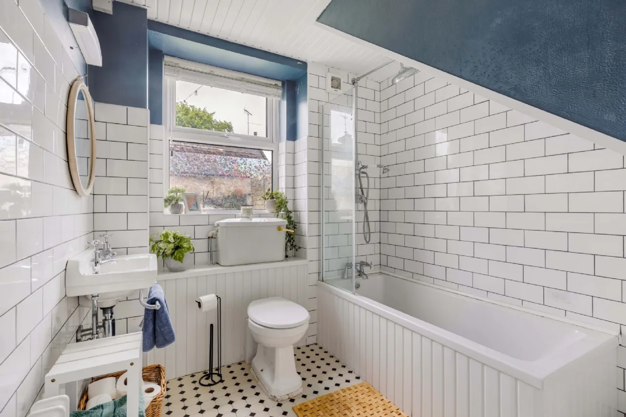 Photo of Teach Bhrighde, Killygoan, Monaghan Town, H18W603