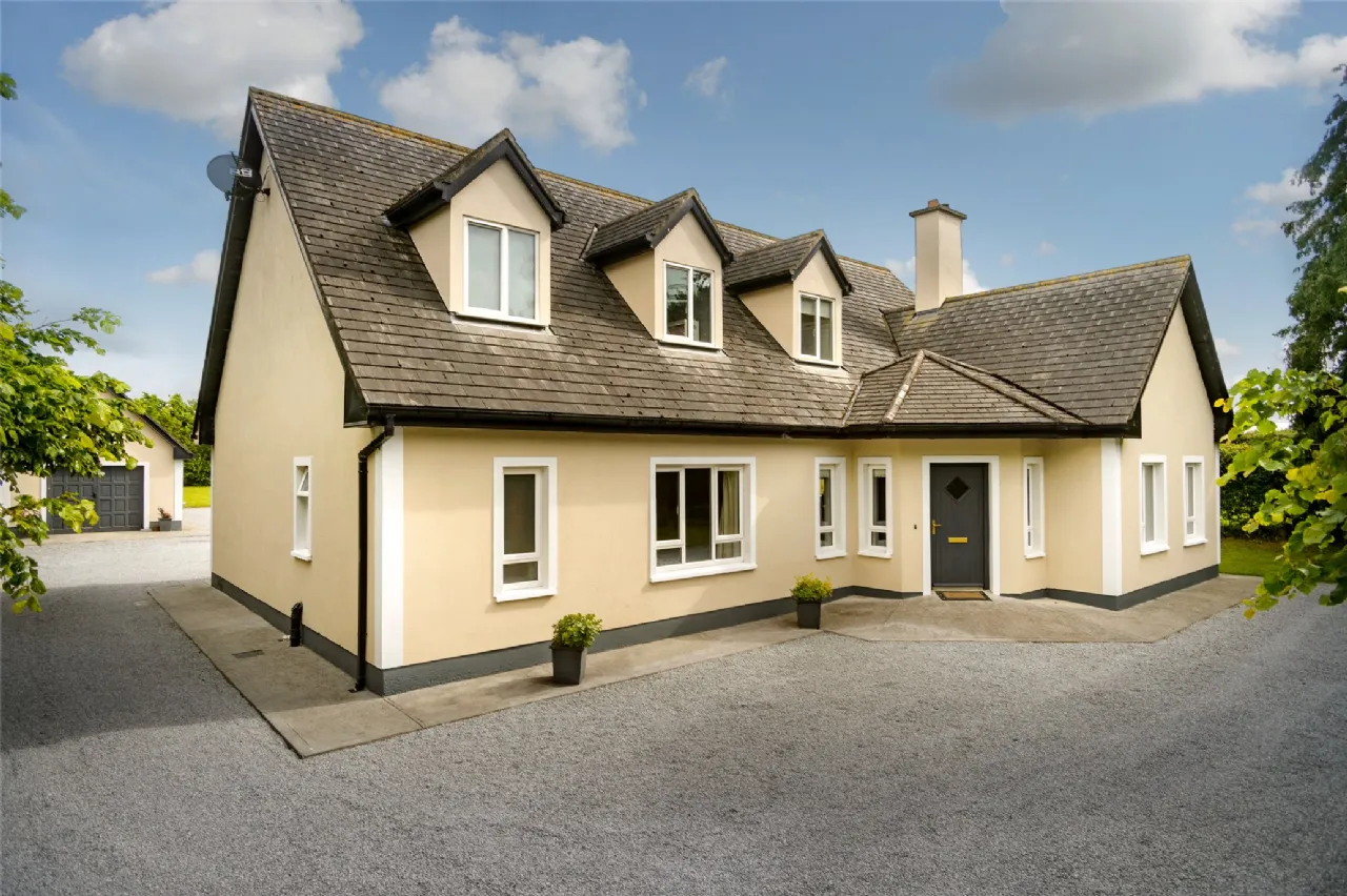 Photo of Ballycollin Upper, Kilcormac, Co Offaly, R42R729