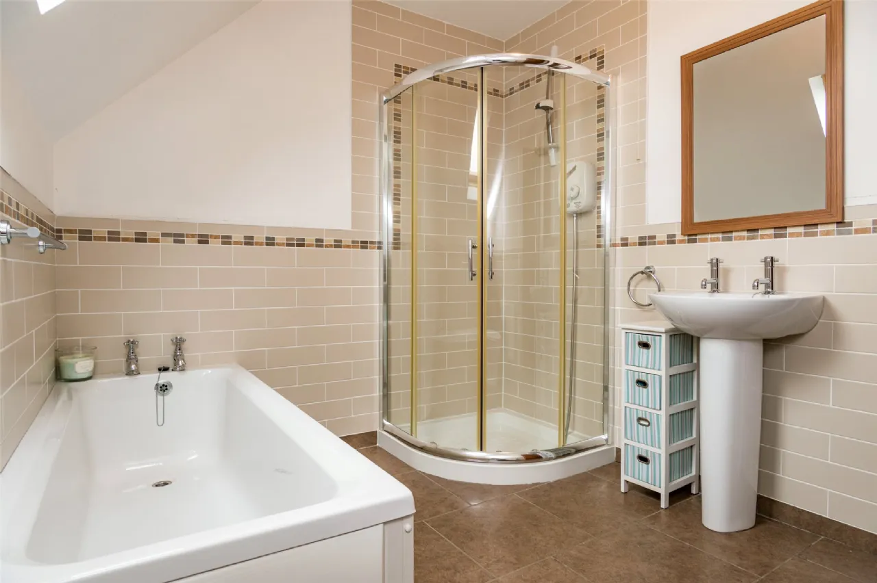 Photo of Ballycollin Upper, Kilcormac, Co Offaly, R42R729