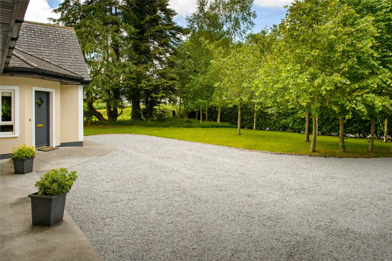 Photo of Ballycollin Upper, Kilcormac, Co Offaly, R42R729