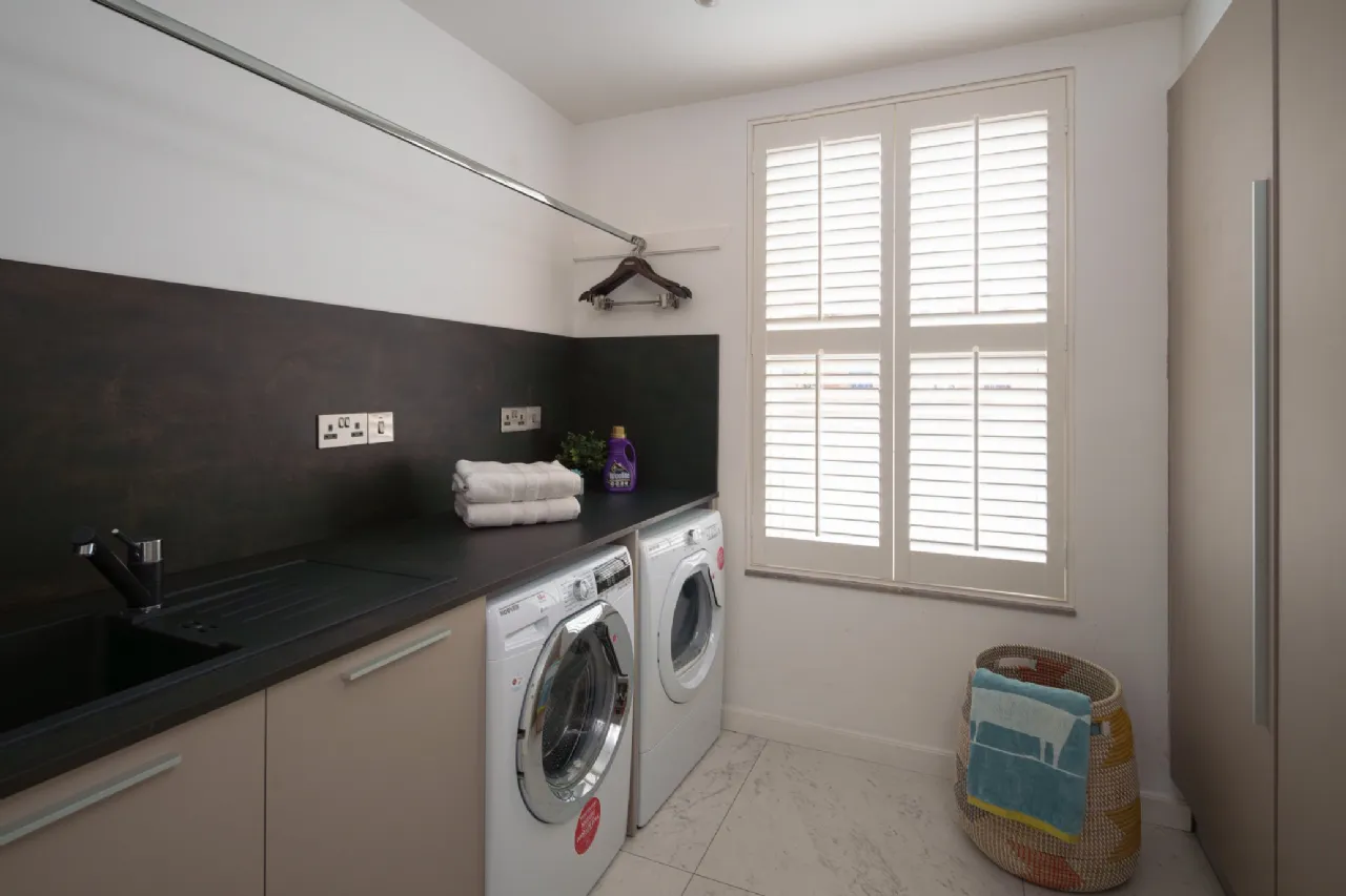 Photo of Sea Beach House, Sandymount, Blackrock, County Louth, A91N274