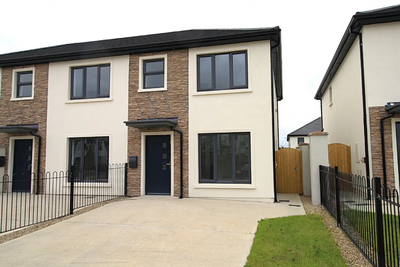 Photo of 3-Bed, End-Of-Terrace (98 Sq M), Cois Dara, Tullow Road, Carlow