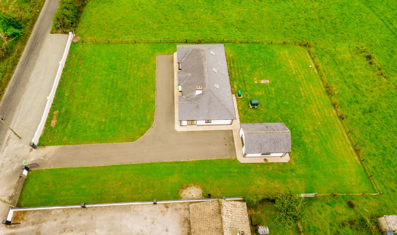 Photo of Killinordanbeg, Scramogue, Co. Roscommon, F42F656