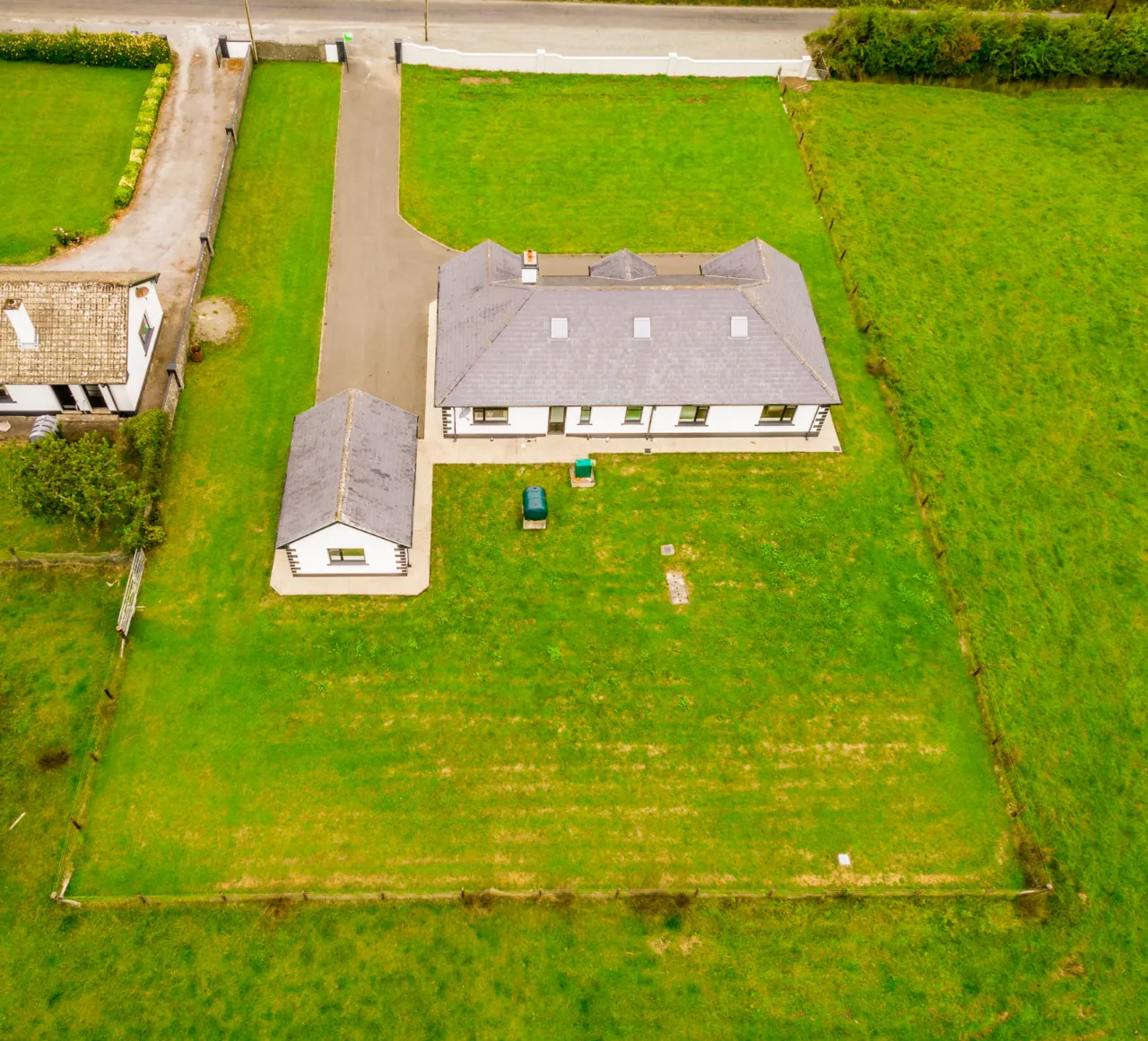 Photo of Killinordanbeg, Scramogue, Co. Roscommon, F42F656