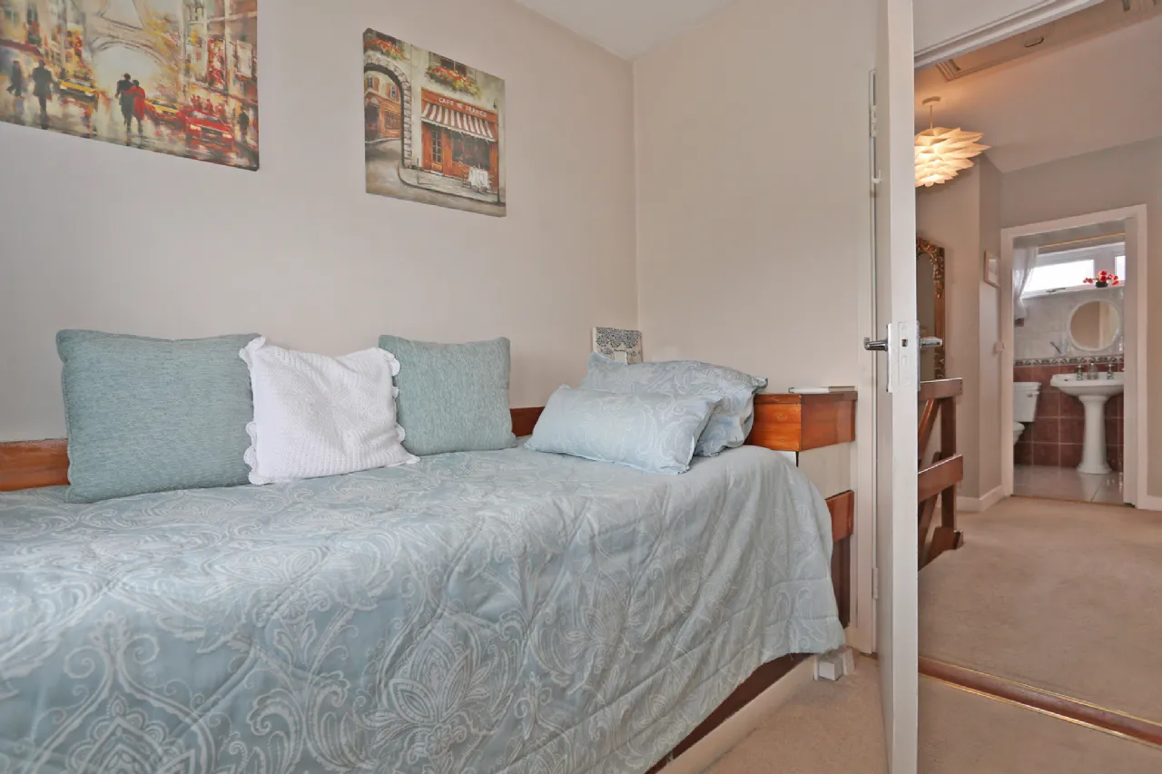 Photo of 8 Cherry Avenue, Caherdavin Lawn, Limerick, V94NCD7