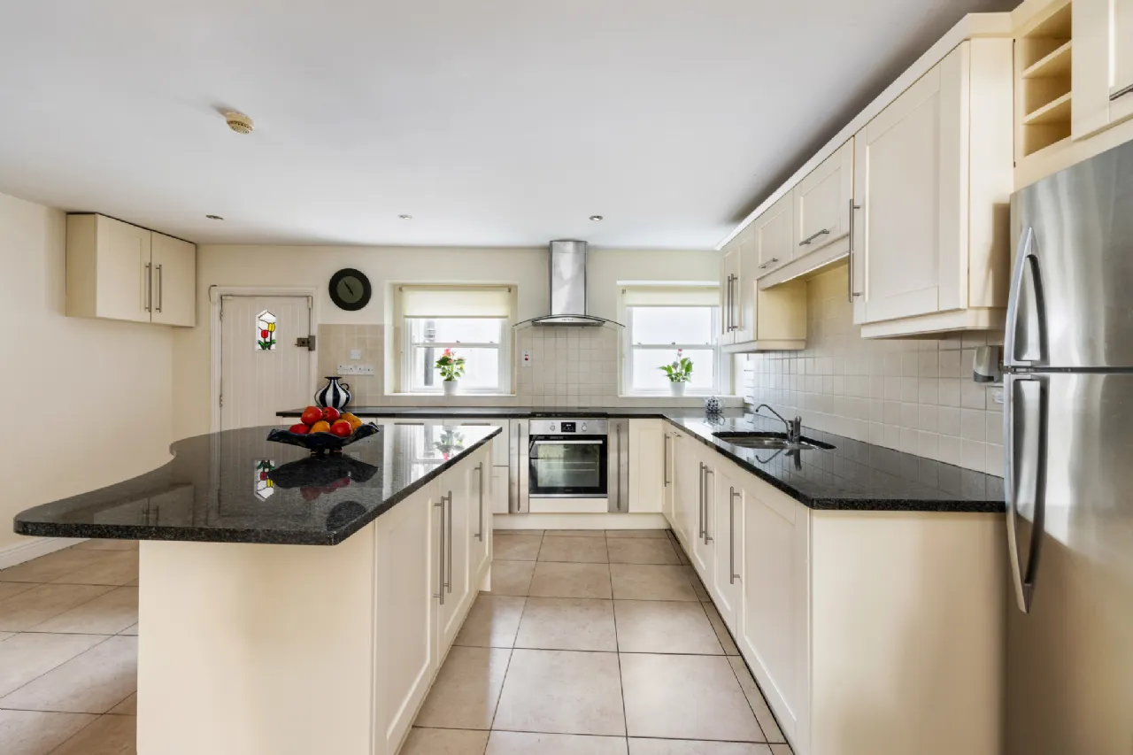 Photo of 11 The Crescent, Clontarf, Dublin 3, D03PP29