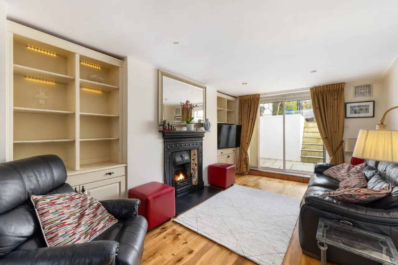 Photo of 11 The Crescent, Clontarf, Dublin 3, D03PP29