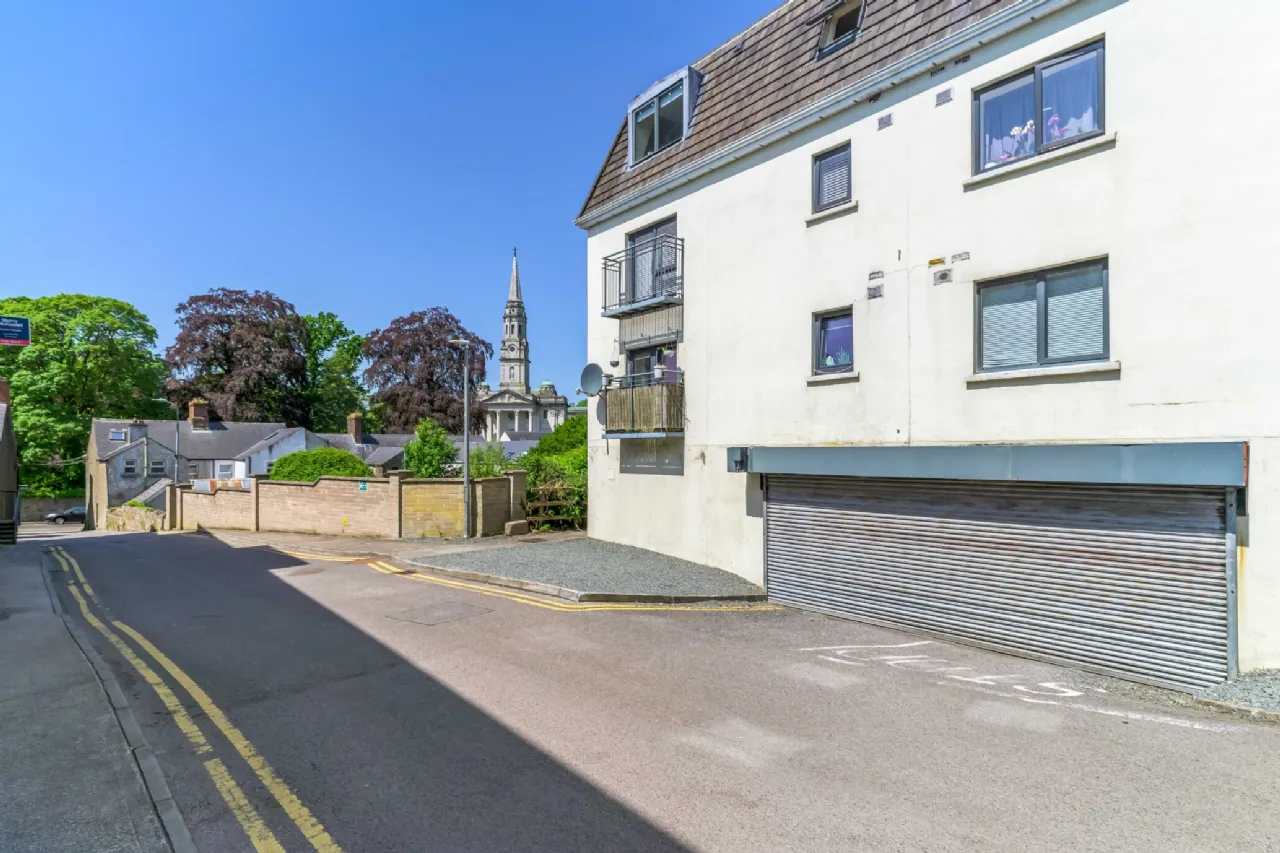 Photo of 29 Johnston Court, Church Street, Cavan, H12 RW61