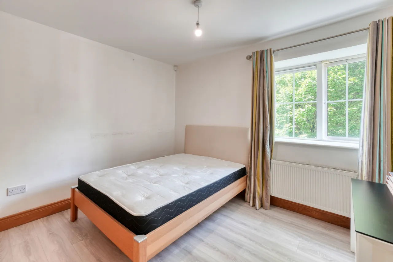 Photo of 16 De Vesci Court,, Fairgreen,, Portlaoise,, Co.Laois, R32 K223